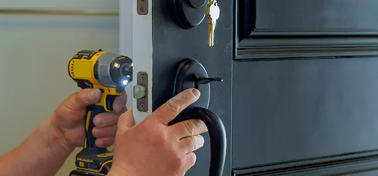 Commercial Door Lock Installation Federal Way